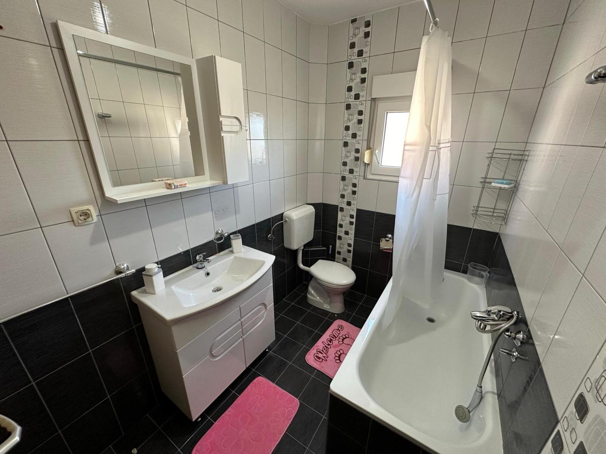 Apartment Nuni *